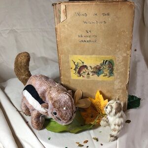 Wind in the Willows by Kenneth Grahame Book